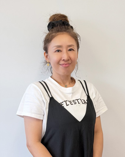 Yumi -Hair Stylist Yumi -Hair Stylist